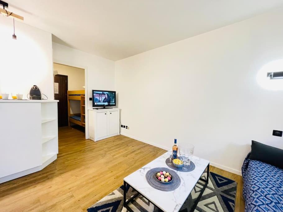 Le Chevrefeuille - Easystay83 Сен-Рафаэль Экстерьер фото